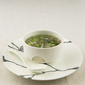 Zuppa con manzo e asparagi