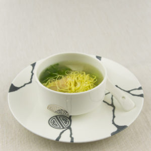 Zuppa con ravioli di gambero